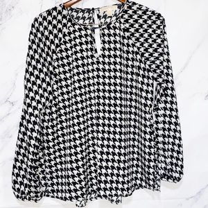 Michael Kors Houndstooth Keyhole Blouse